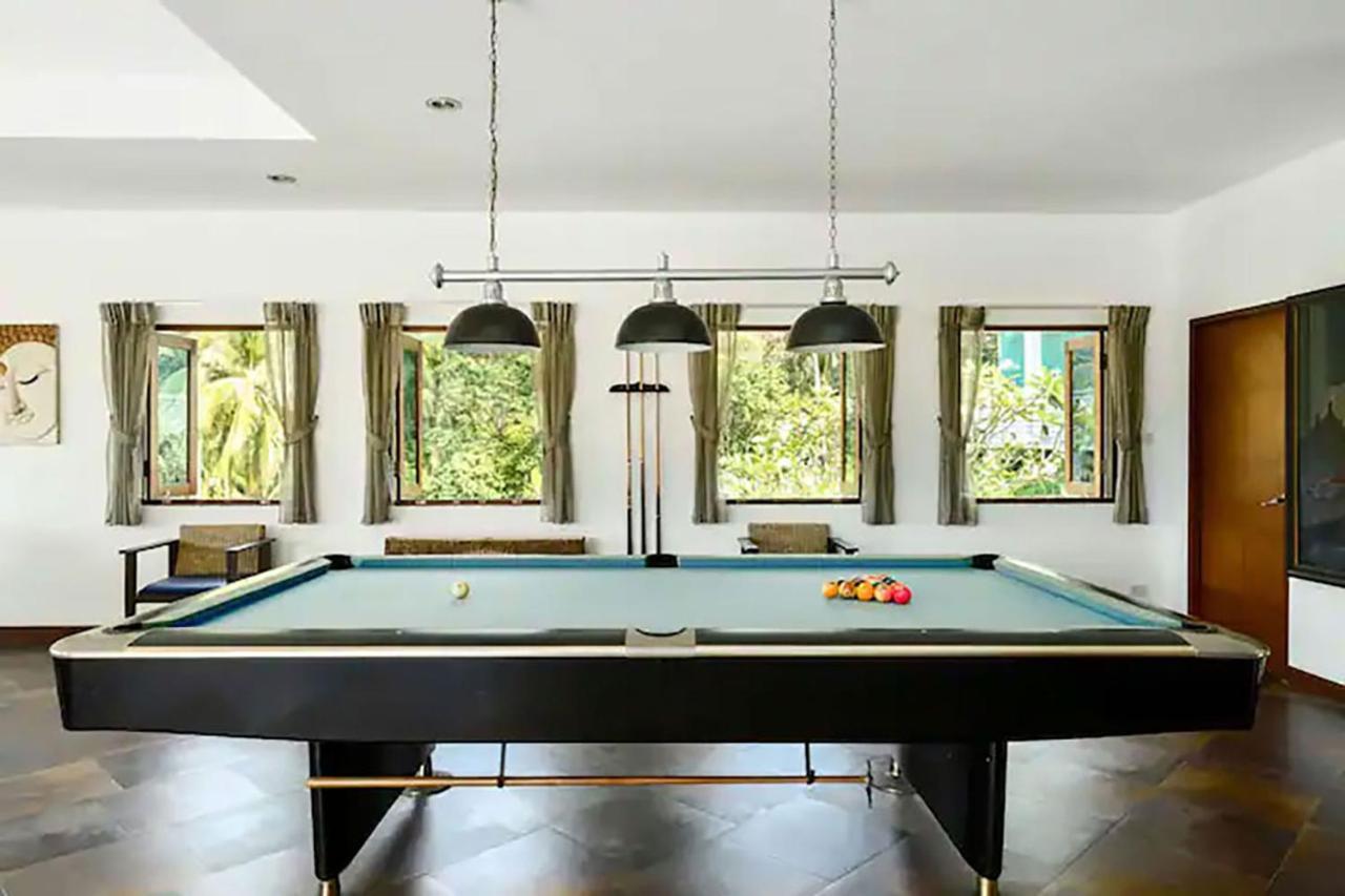 Villa E Taling Ngam Beach